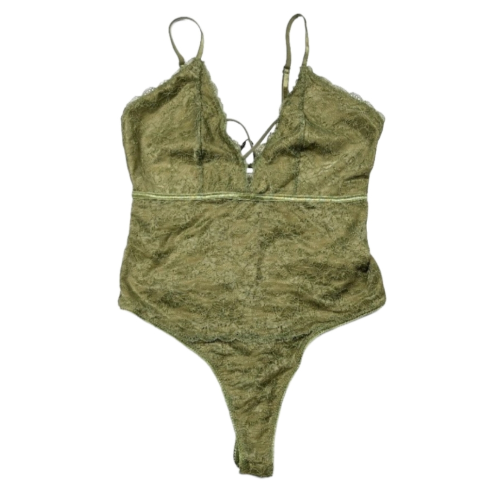 Revamped Green low-cut Bodysuits Lace Camisole